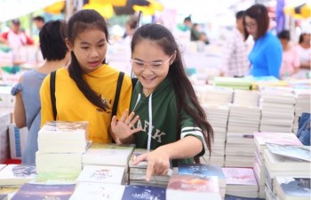 Ha Noi Book Festival kicks off at Thang Long Imperial Citadel
