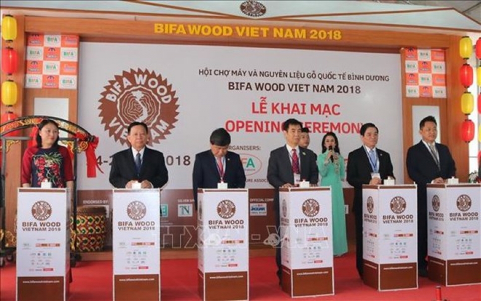 international wood fair opens in binh duong