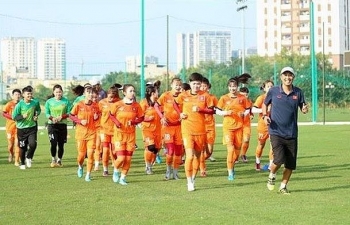 Vietnam’s U19 women players train for AFC championship