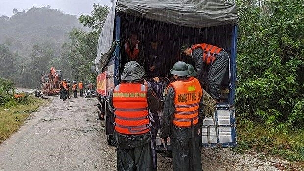 pm orders swift landslide relief in thua thien hue