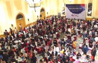vietnamese students enjoy 600 samsung scholarships