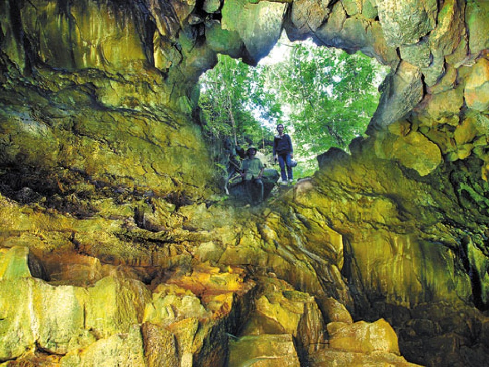 dak nongs volcanic cavern system looks to become global geopark