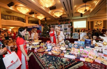 HCM City Consular Club hosts charity bazaar