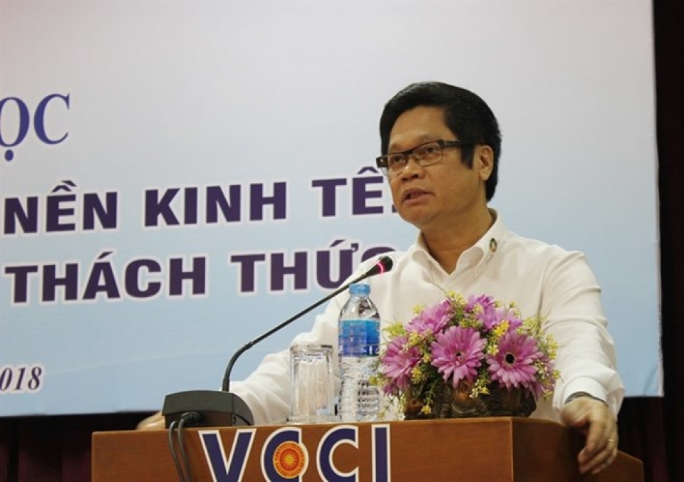 seminar dissects vietnams competitiveness