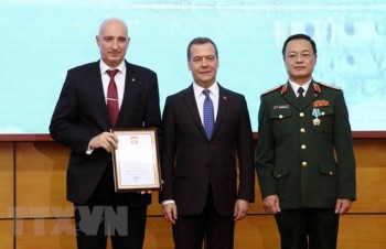 Russian PM compliments Vietnam-Russia Tropical Centre