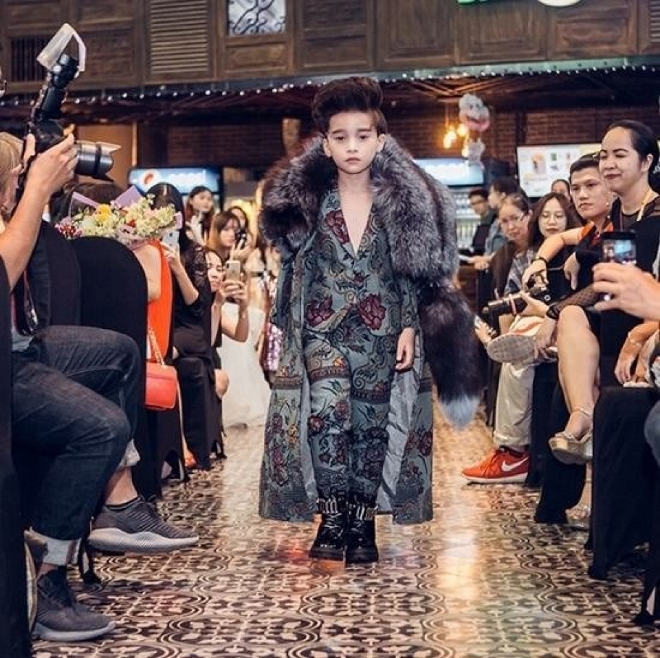 vietnamese child models attend malaysia fashion week