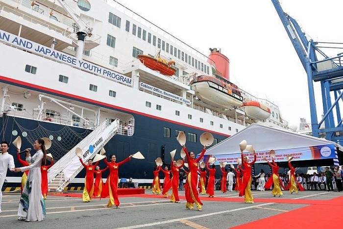 ship for southeast asian youth programme arrives in vietnam