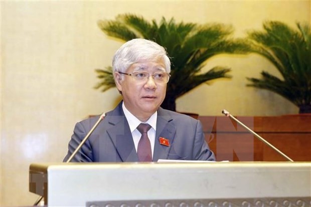VFF leader congratulates Lao counterpart on re-election