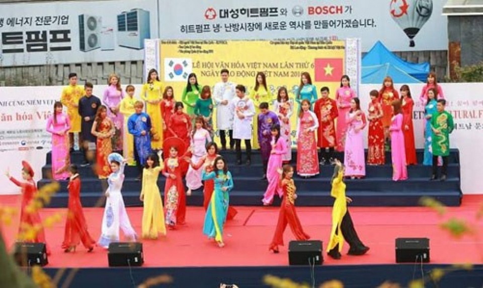 vietnamese culture tourism festival in rok opens