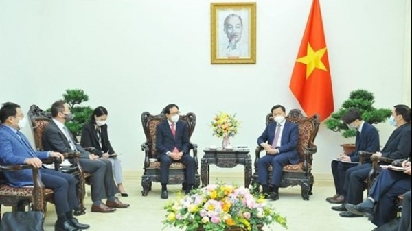 Government backs Samsung’s long-term business strategy in Viet Nam: Deputy PM