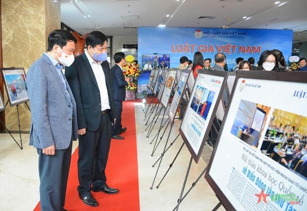 Photo exhibition on lawyers and homeland’s sea, islands launched