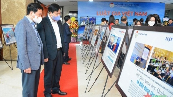 Photo exhibition on lawyers and homeland’s sea, islands launched