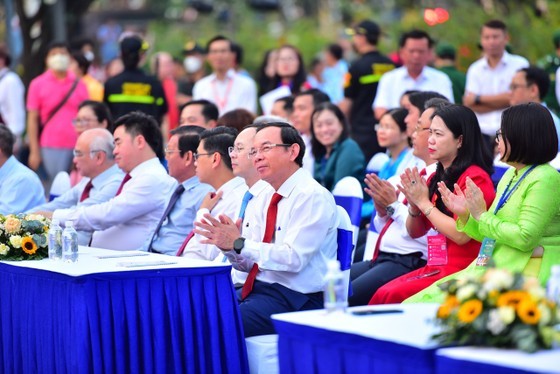 HCMC’s Book Street Festival 2023 opens ảnh 2