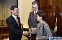 us commits to respecting vietnams development path