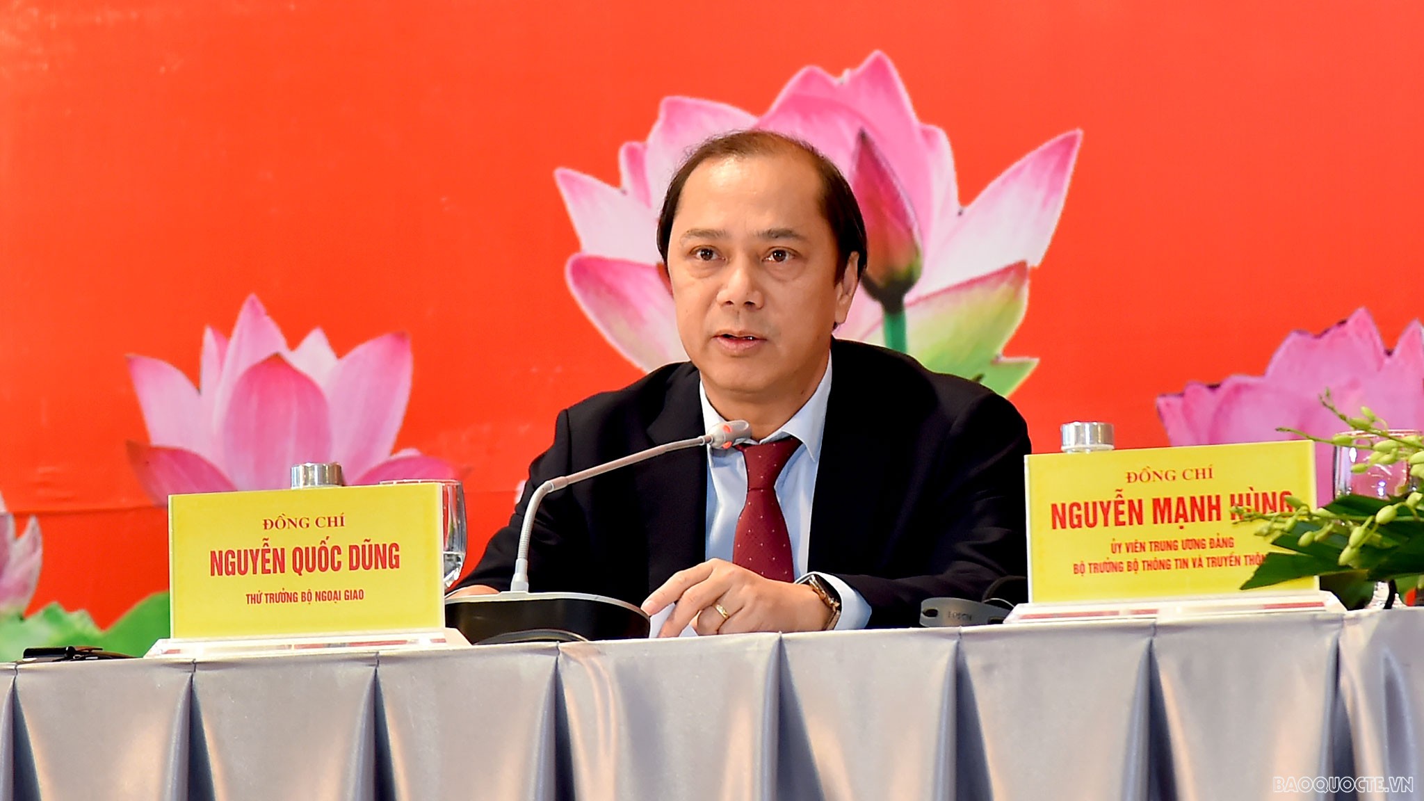 Viet Nam’s chairmanship helped ASEAN assert centrality in region: Deputy Foreign Minister Nguyen Quoc Dung Viet Nam’s chairmanship helped ASEAN assert centrality in region: Deputy Foreign Minister Nguyen Quoc Dung