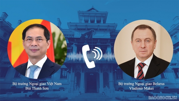 Vietnamese, Belarusian foreign ministers hold phone talks