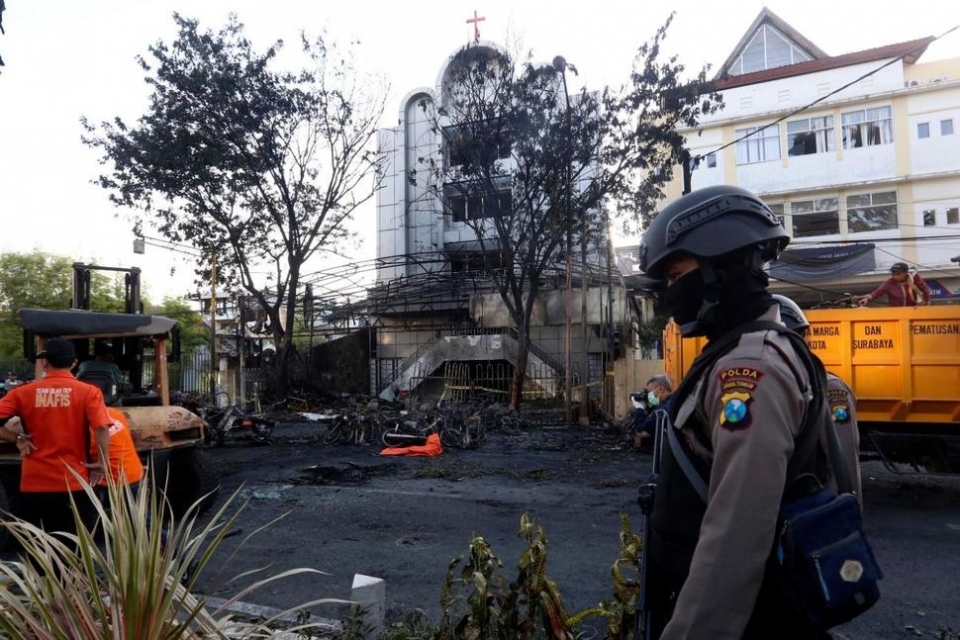 vietnam condemns terror attacks in indonesia