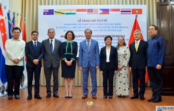 Vietnam donates medical supplies to 8 countries to help fight COVID-19 outbreak