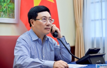 Vietnam, Russia discuss bilateral, multilatereral cooperation over phone