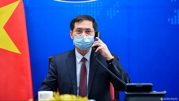 Foreign Minister Bui Thanh Son hold phone talks with German Foreign Minister