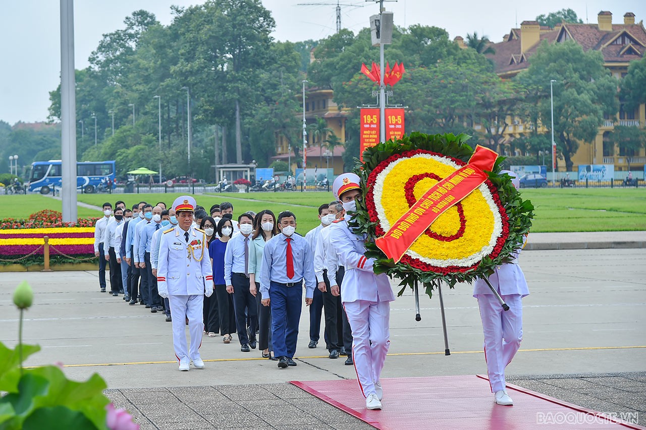 Leaders of Ministry of Foreign Affairs to pay tribute to President Ho Chi Minh