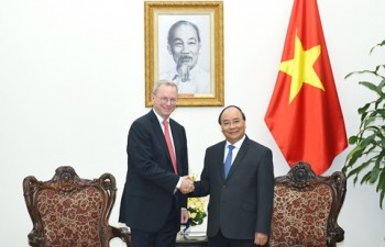 PM suggests Google open representative office in VN
