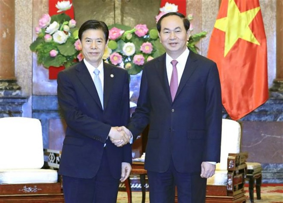 president shows hope for stronger economic ties with china