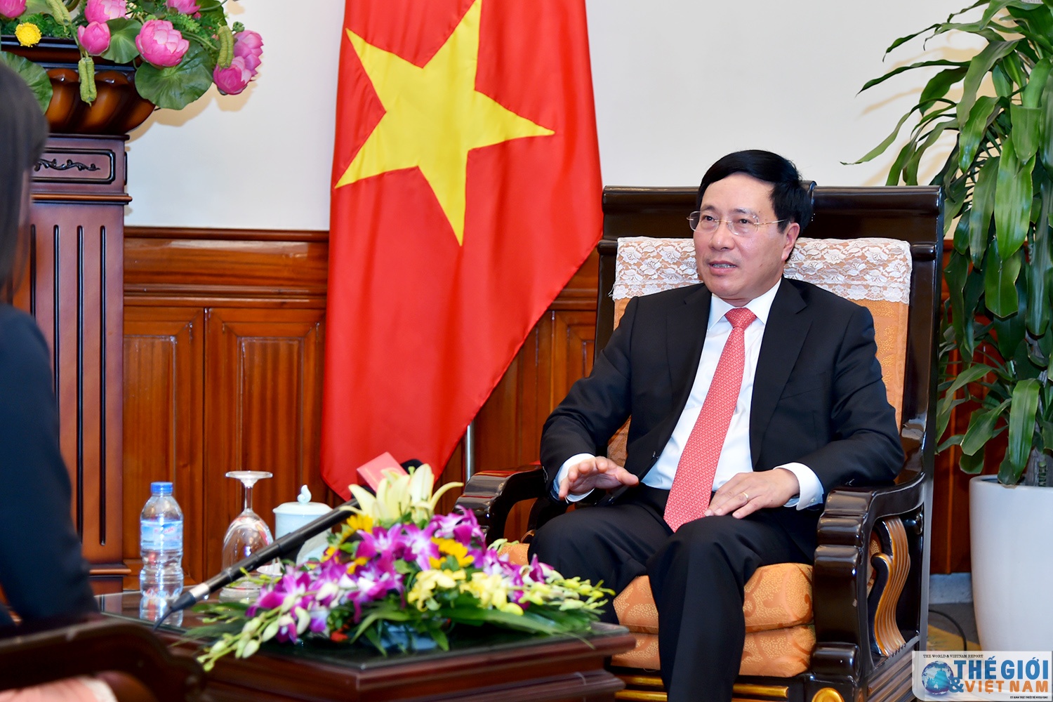 deputy pm pham binh minh gives interview on vietnam cambodia relations
