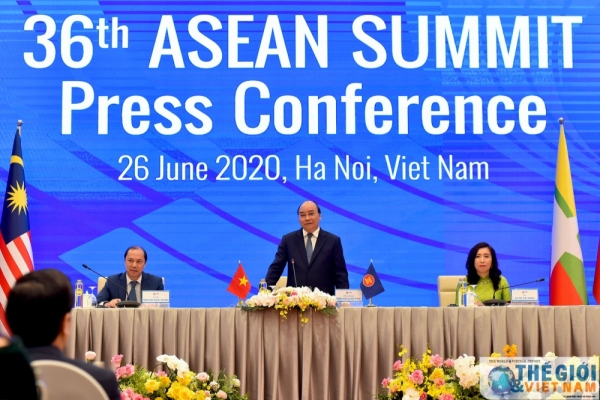 It is sure ASEAN does not want to take sides, says Prime Minister Nguyen Xuan Phuc