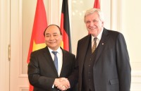 PM Nguyen Xuan Phuc meets with leaders of Hessen state