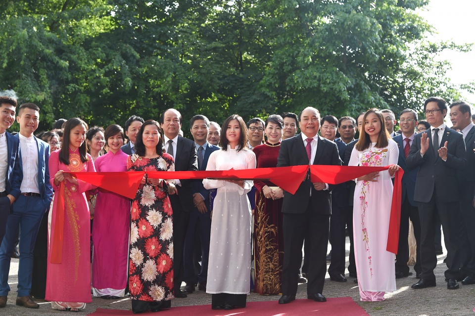 pm cuts ribbon to inaugurate new embassy headquarters in netherlands