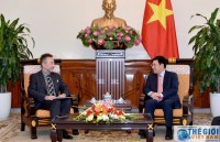 ambassador helps bridge vietnamese czech localities
