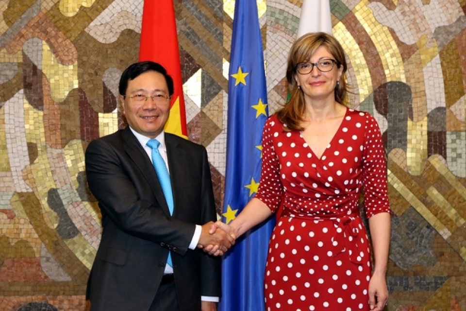 deputy pm pham binh minh enhances cooperation with bulgaria