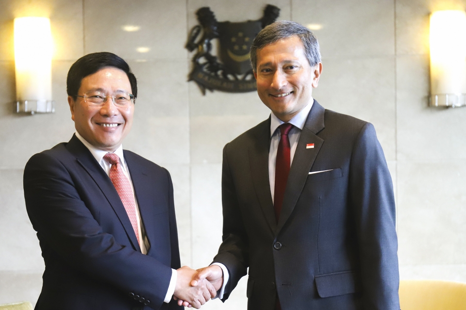 vietnam singapore see strong all round growth in strategic partnership