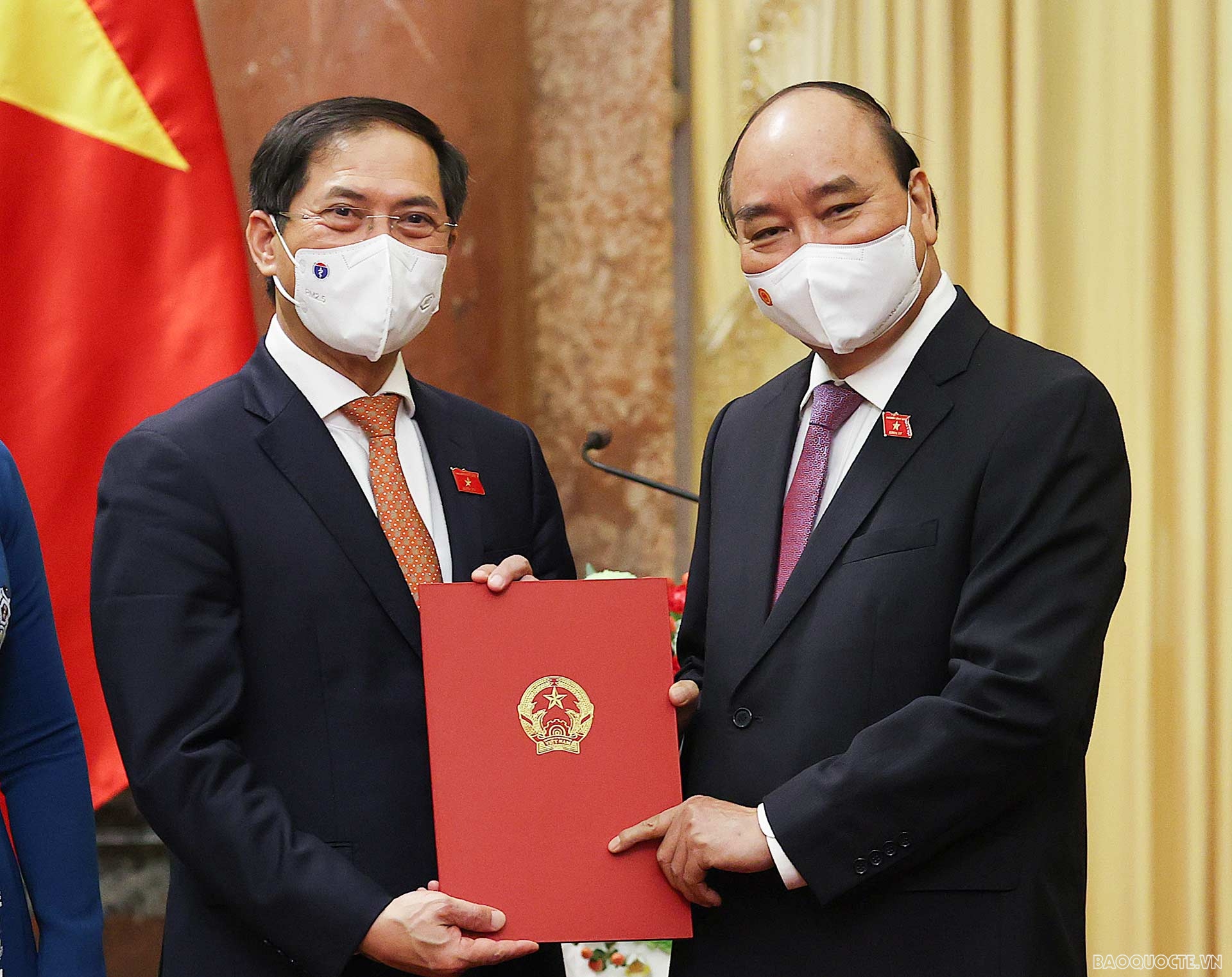 Đồng chí Bùi Thanh Sơn được bổ nhiệm làm Bộ trưởng Bộ Ngoại giao nhiệm kỳ 2021-2025 Lao Minister of Foreign Affairs congratulates Vietnamese counterpart