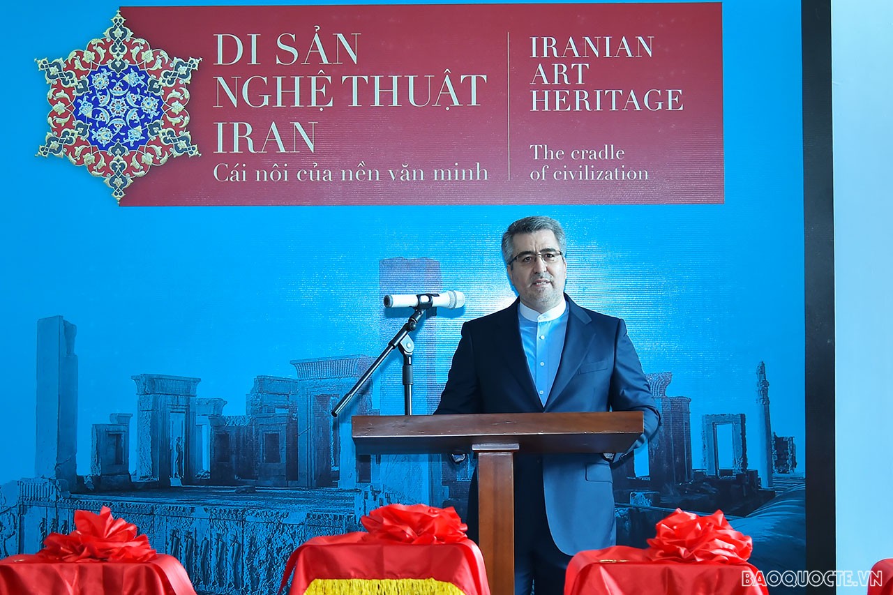 Iranian unique culture and art introduced to Vietnamese public