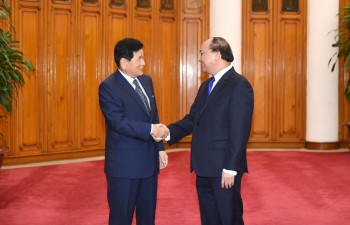 PM Nguyen Xuan Phuc hosts former RoK city governor