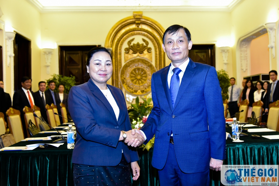 vietnam laos hold third political consultation in ha noi