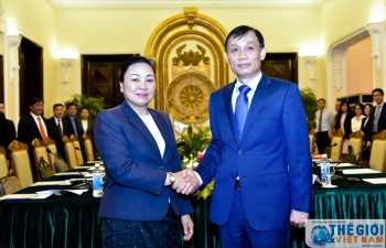 Vietnam, Laos hold third political consultation in Ha Noi