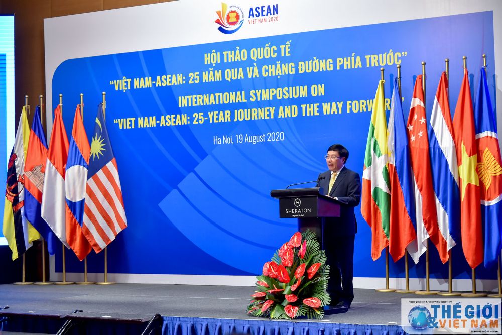 vietnam actively contributes to aseans development deputy prime minister pham binh minh