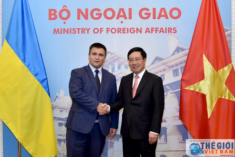 vietnamese ukrainian foreign ministers vow to bolster ties