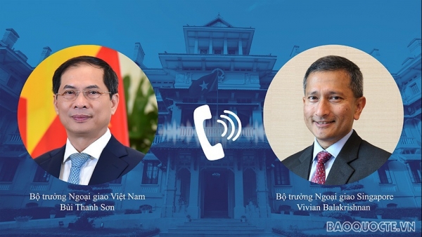 Viet Nam, Singapore eye stronger cooperation in different spheres