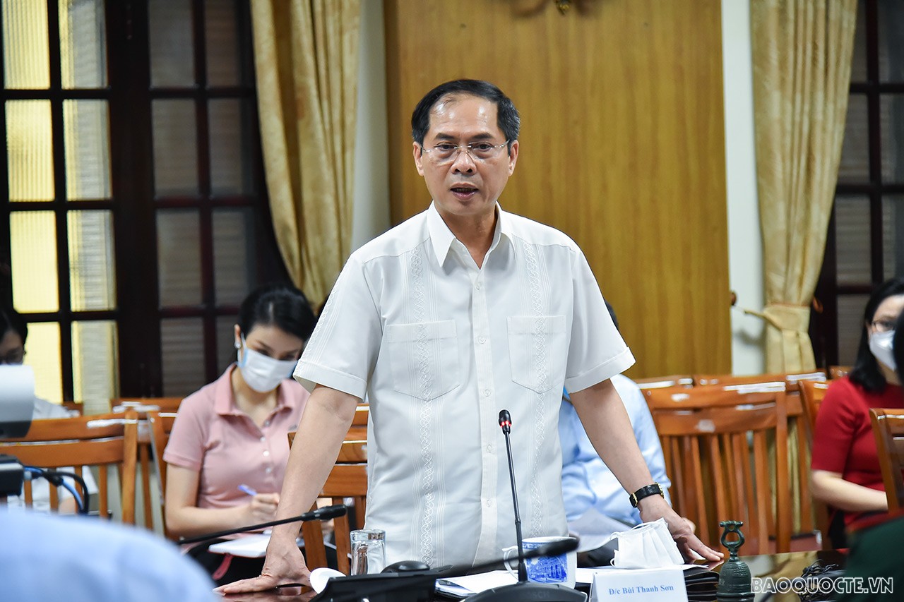 Vaccine diplomacy is very important and urgent: Foreign Minister Bui Thanh Son