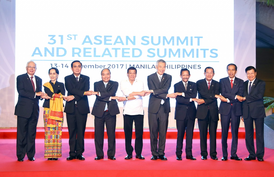 vietnam works to realize asean community vision 2025